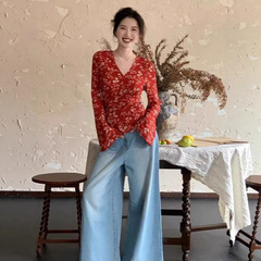 フレンチレトロロマンチックな花柄Vネックシャツ春秋デザインストラップウエストファッショナブルでシックな女性用万能トップス