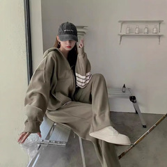 厚いスポーツのスーツの女性の春の秋冬のタイプの韓国版の学生はゆったりしています。