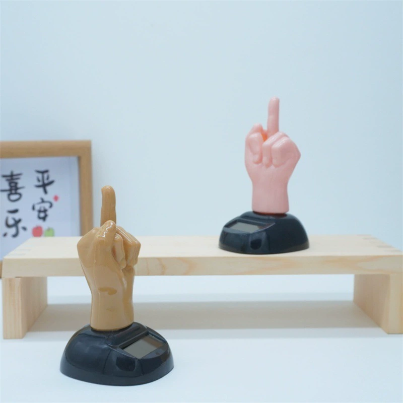 Новый стиль маленький палец качели автомобиль мультфильм милый Год Дракона Креативные мужские и женские украшения автомобиля украшение