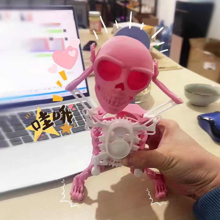 크레스트 모델의 3 차원 골격 작은 남자 좌우로 흔들기 속임수 재미있는 3D 인쇄
