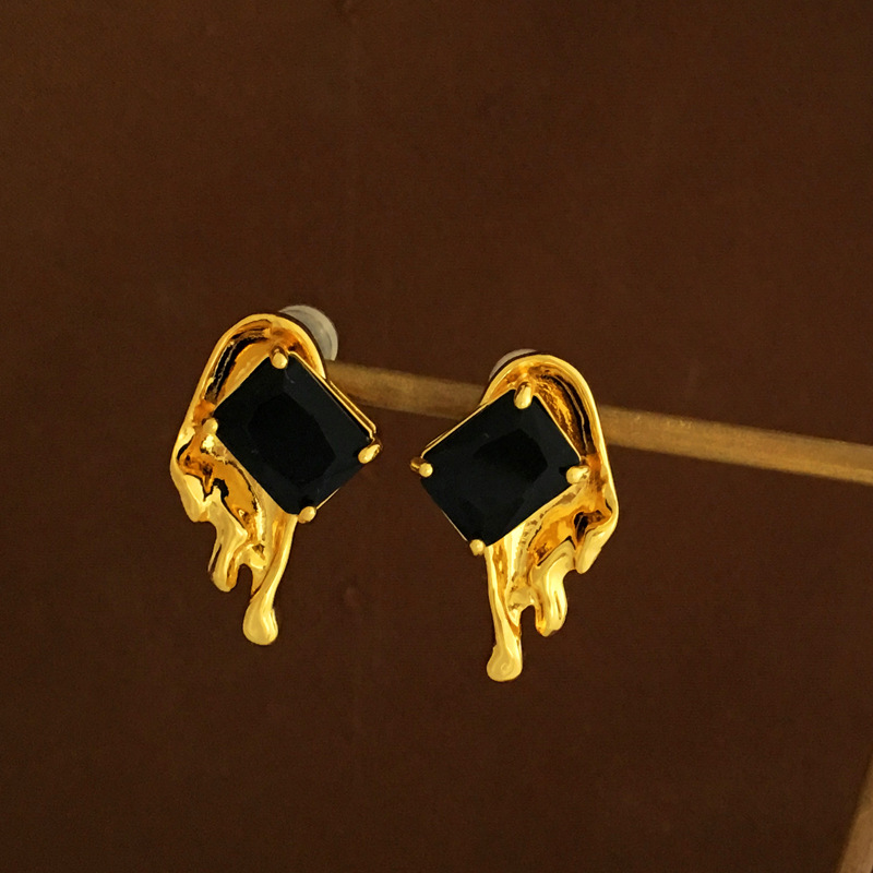 Retro Rhombus Copper Ear Studs Inlay Artificial Pearls Copper Earrings 1 Pair