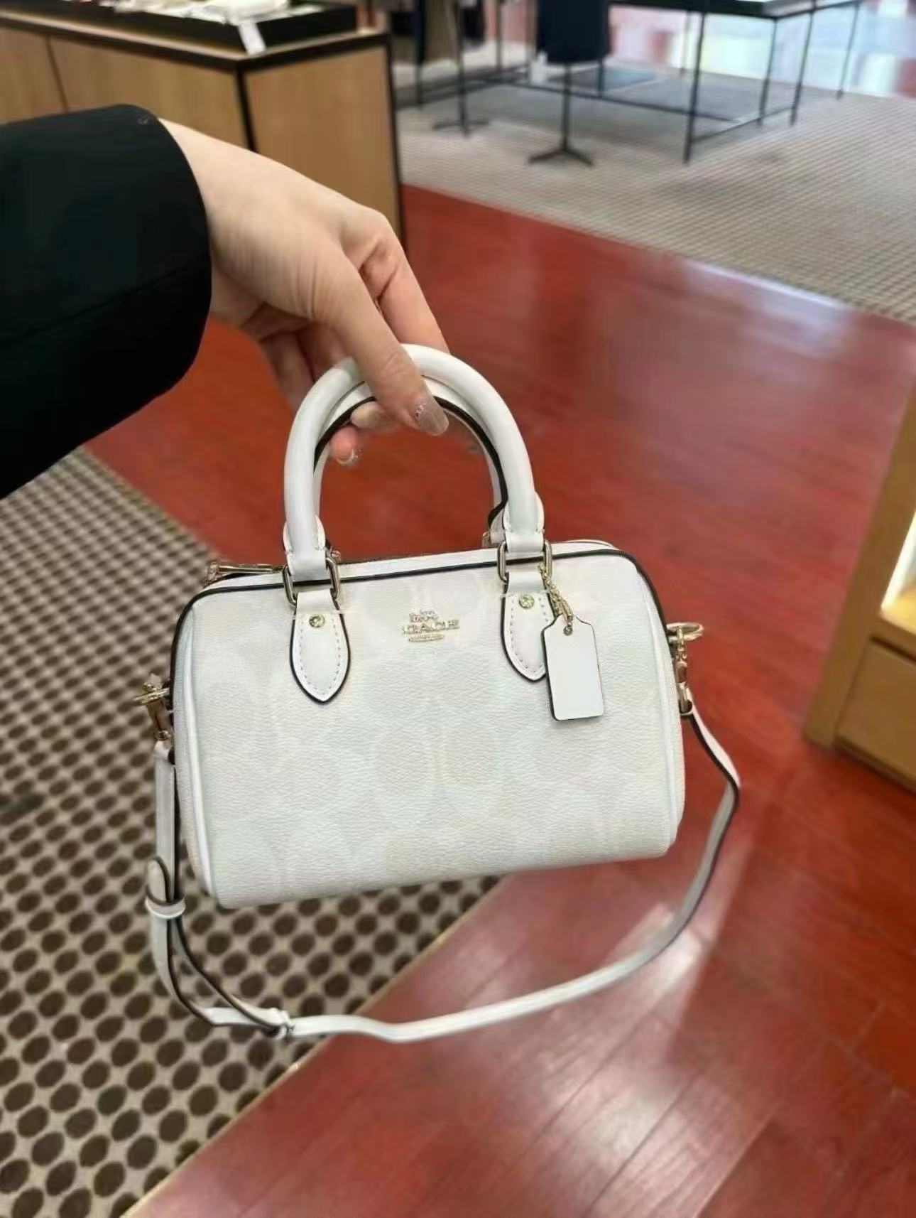 Crystal white+airplane box+gift bag