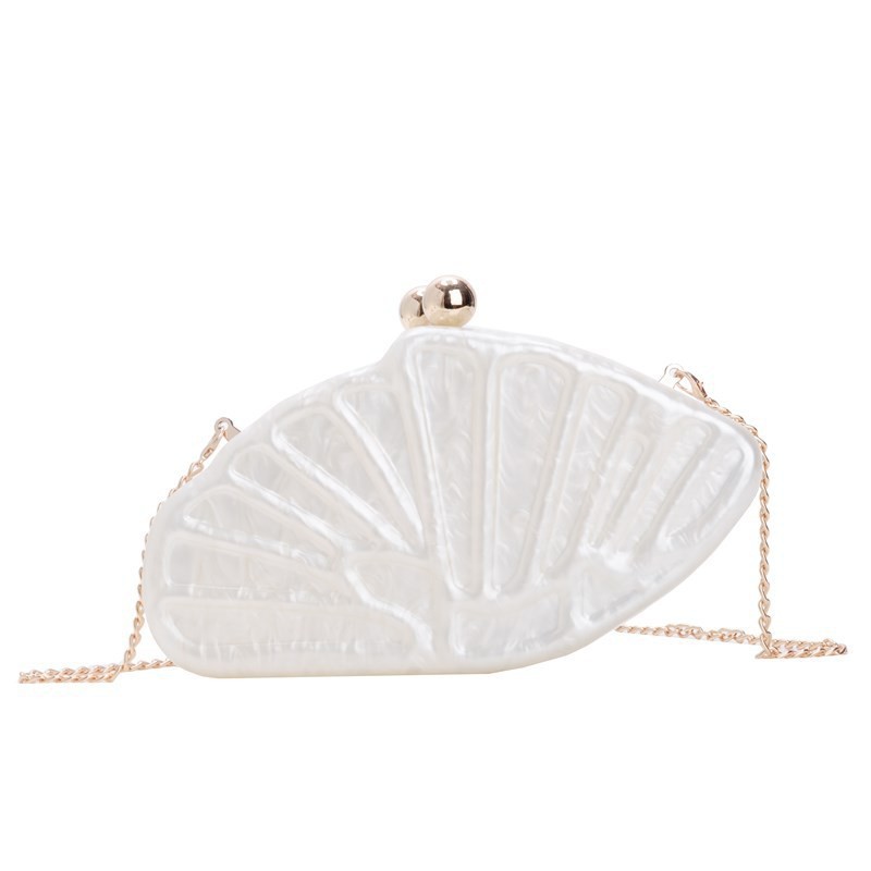 Bolsa de cena de lujo ligera transfronteriza para mujeres Europa y los Estados Unidos nuevo tipo de bolso de cena de hombro de concha de abanico de acrílico