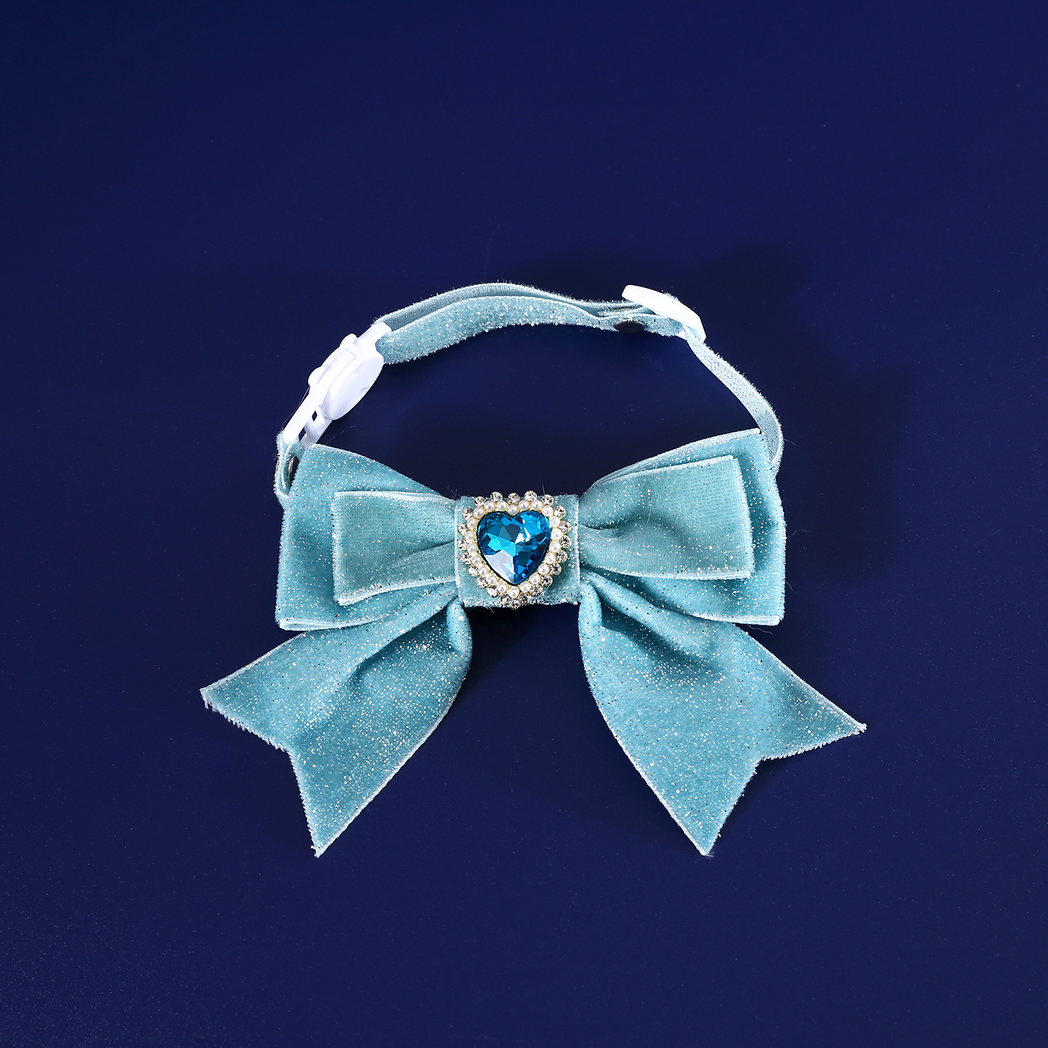 Pet amor seda collar de arco de perlas gemas ajustable corbata de plata accesorios de cumpleaños de perros gatos
