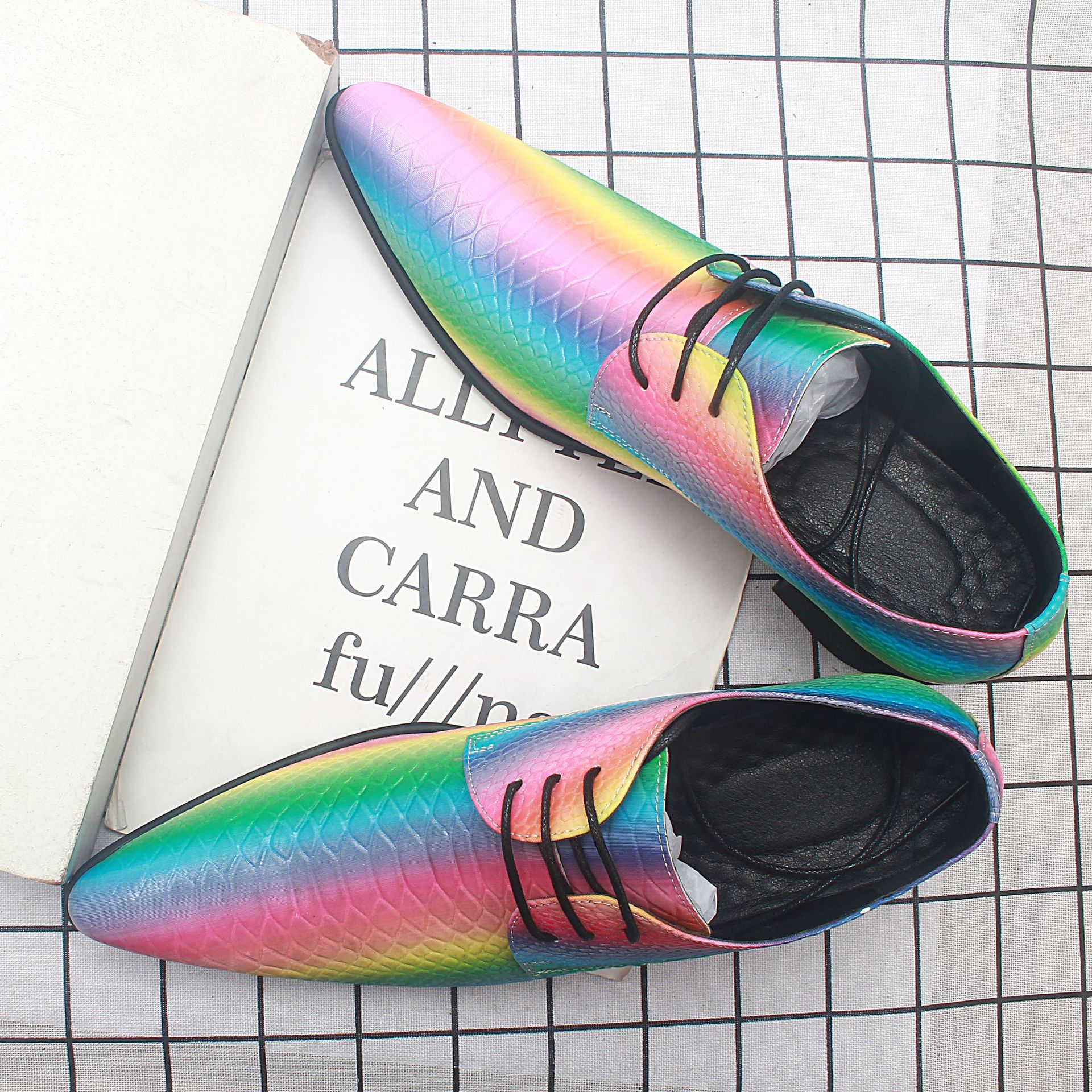 2025�＾Ӣ�׼�Լʱ�аٴ�������Ь�ʺ�ɫϵ��Ь1364