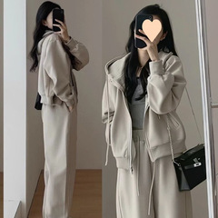 秋冬休闲卫衣运动套装女时尚港风显瘦减龄阔腿裤连帽跑步两件套潮