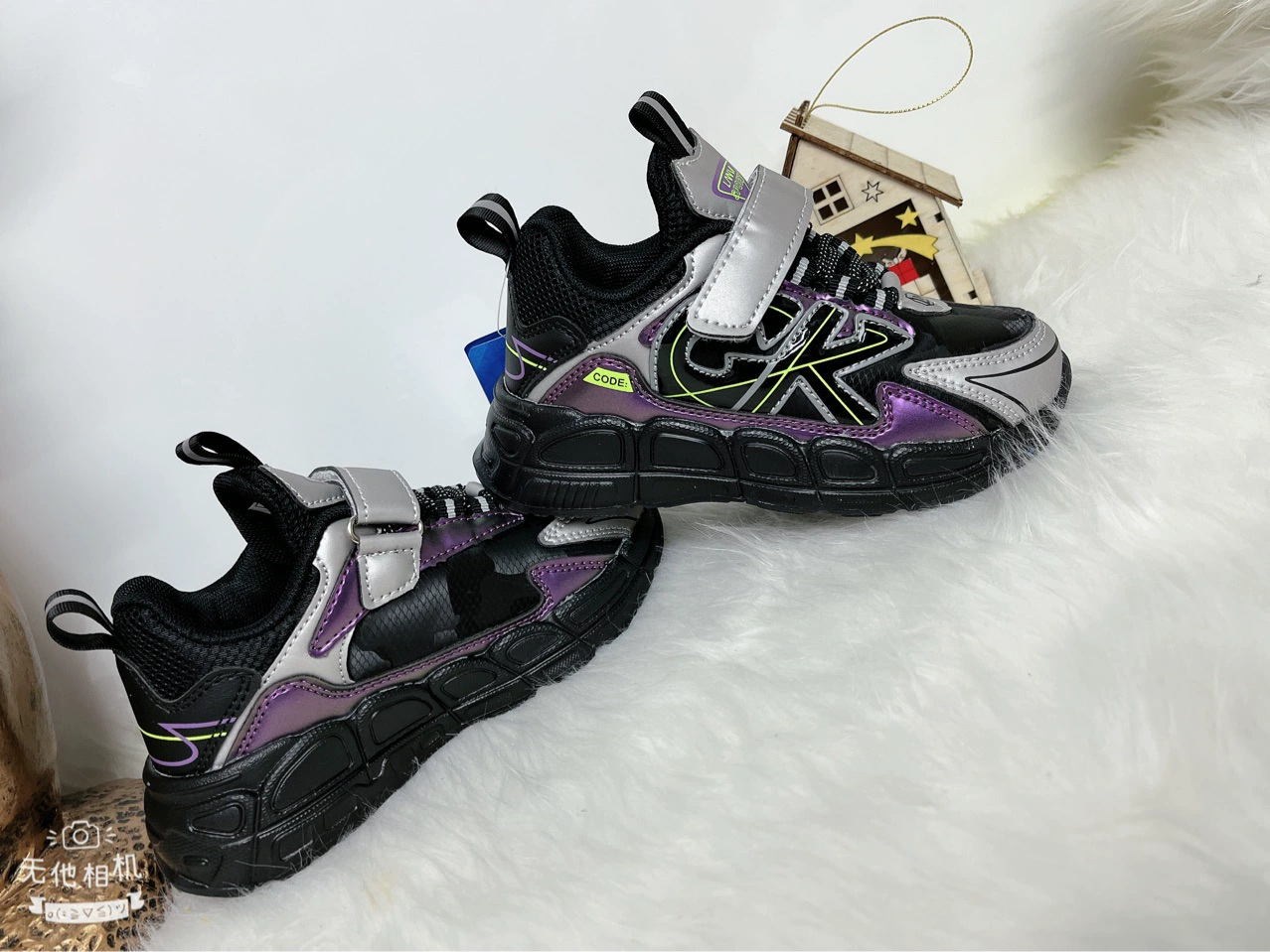 Fashionable spring sports shoes for men and women for black leather for leisure, European style, Physicals