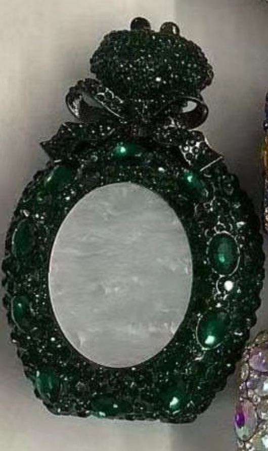 màu xanh đậm
