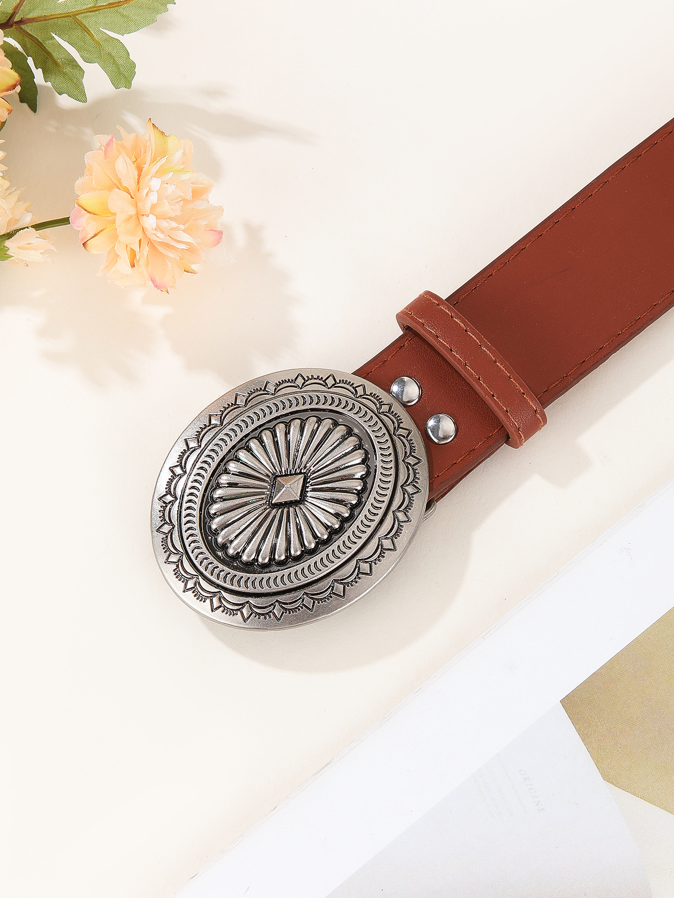 180g Weight Belt Classification 1 Piece Quantity Casual, Daily Occasion Pu Leather, Alloy Material Oval Pattern Women's Gender Retro, IG Style Style Camel, Black Color IG Style Retro Oval Pu Leather Alloy Women's Leather Belts 4