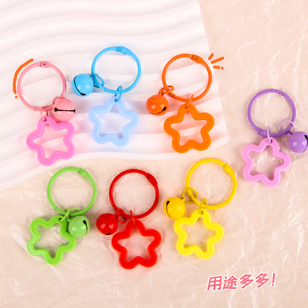 Nuevo pentagrama acrílico llavero con campanas bolsos colgantes de color auriculares cubierta colgantes pequeños regalos decoración