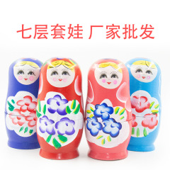 ロシアの人形の伝統的な手描きの7階の人形の観光地区の記念品の旅行の木製の工芸品の卸売り