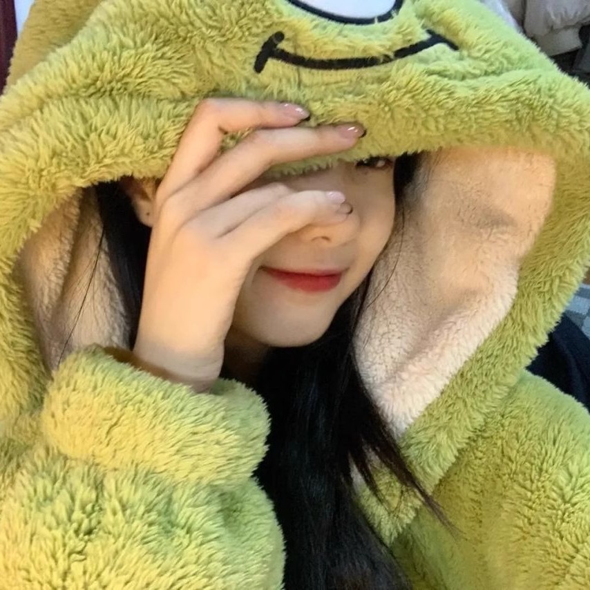 귀여운 큰 눈의 산호 양털 나이트 가운 여성의 가을과 겨울 긴 기모 두꺼운 따뜻한 후드 아우터 파자마 홈 의류