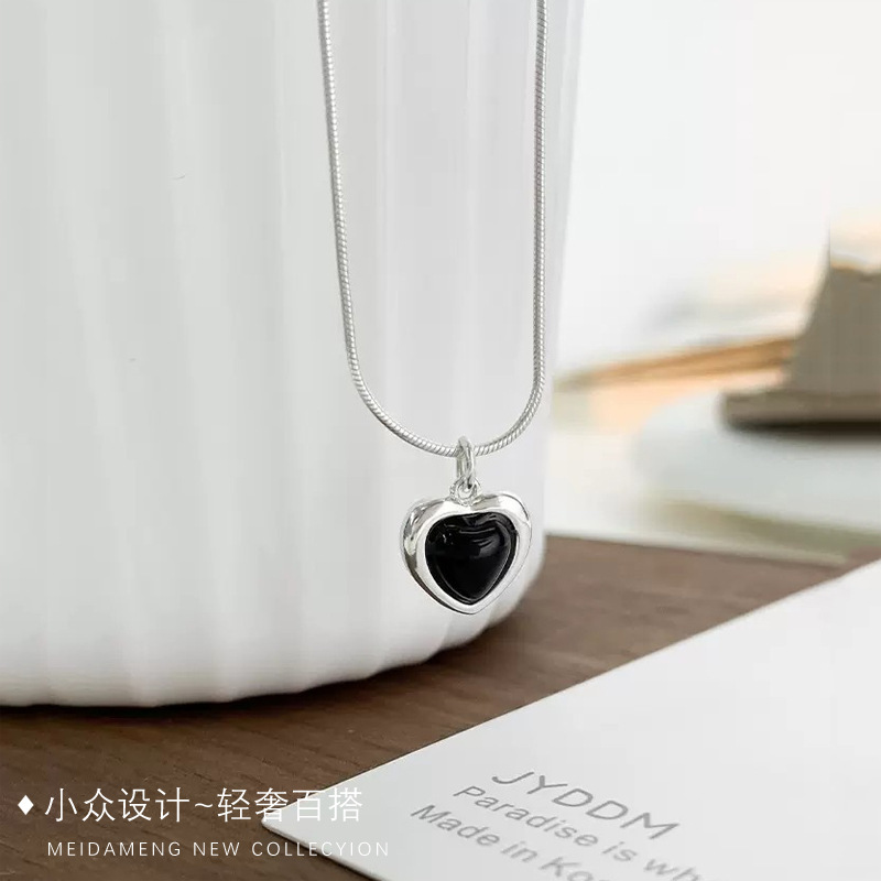 心形黑瑪瑙項鍊女韓版簡約輕奢浪漫桃心吊墜鎖骨鏈送女友七夕禮物