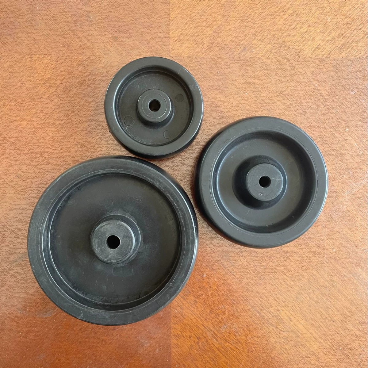 3, 4, 5inch пластиковые полипропиленовые нейлоновые колеса шириной 1, 1.25inch отверстия 8 и 10 мм готовы к доставке