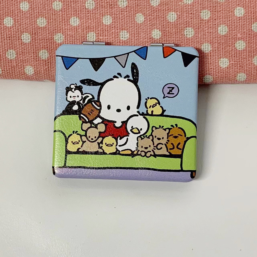 Nuevo perro Pacha osos de fresa doble cara plegable espejo de maquillaje tienda en línea tienda de espejo pequeño fábrica al por mayor