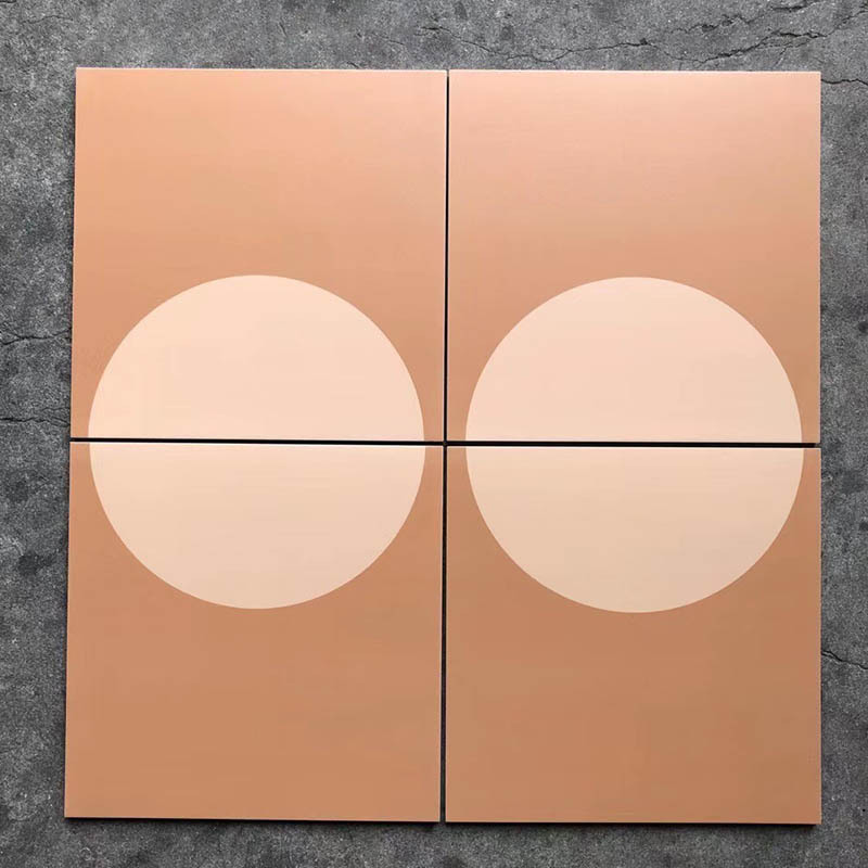 연한 노란색 진흙 색