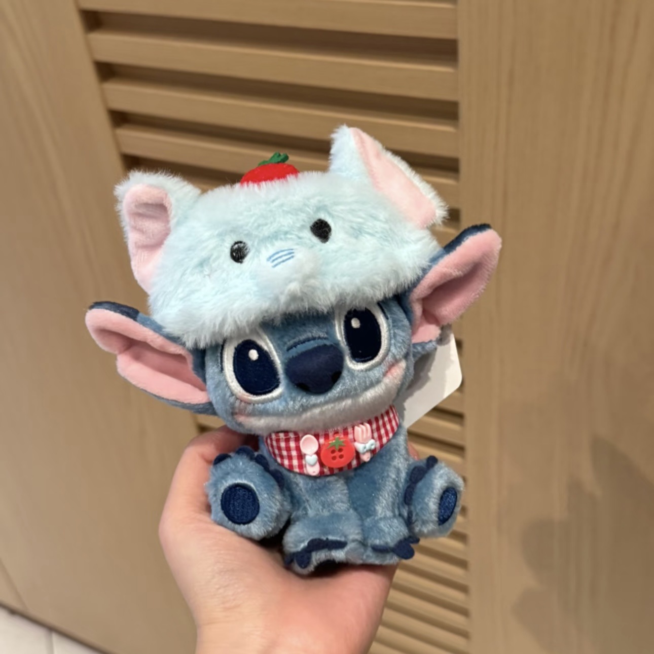 Genuino lindo Stitch Star Baby dibujos animados muñeco de peluche Stitch colgante llavero muñeca colgante regalo