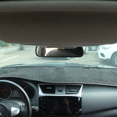 Directly Supplied from the Manufacturer, Heat-Insulating and Anti-Reflective Suede Dashboard Mat, High-Temperature Resistant and Light-Proof Mat, Silicone Anti-Slip Bottom Dust-Proof Mat (Günəş əleyhinə siperlik) - black-white-line-deerskin