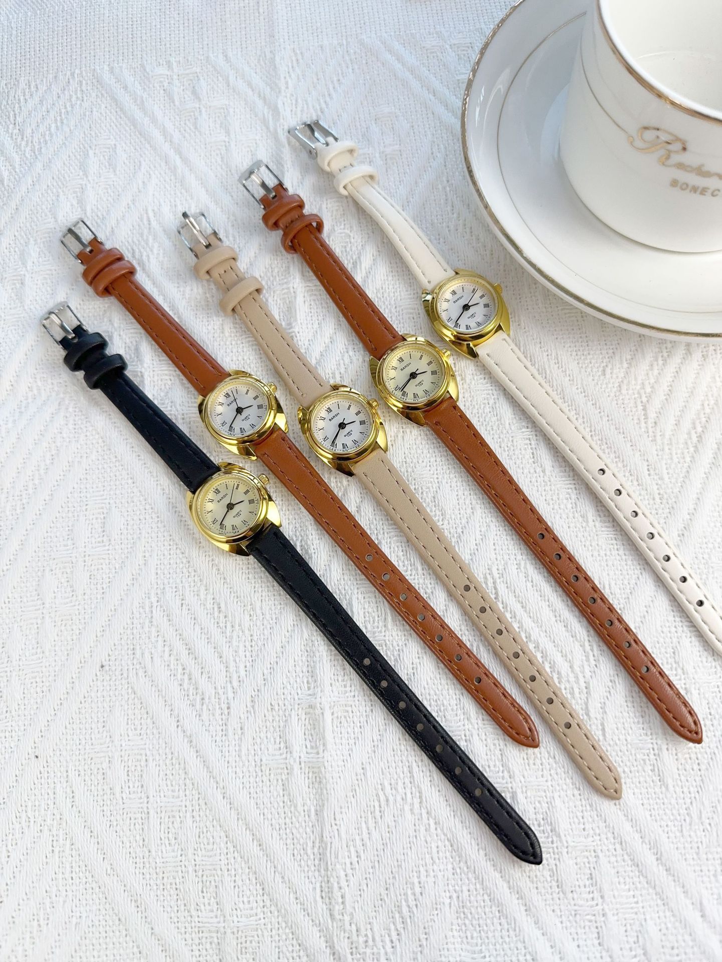 Round Dial Shape Casual Geometric Concealed Buckle Quartz Women's Watches