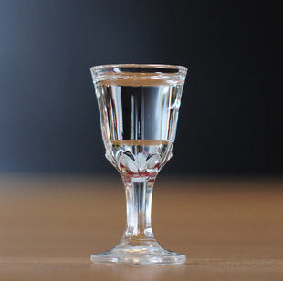 Small wine glass Moutai white wine glass 10ML spirits Cup wine tasting cup glass wine separator suit LOGO