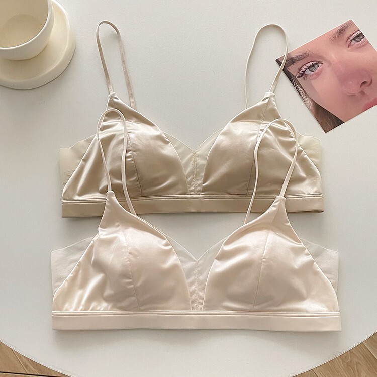 Original Japanese 100% Mulberry Silk Seamless Triangle Cup Bra for Women, Minimizes Large Bust, Prevents Sagging, Wireless Bra