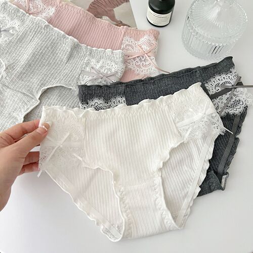 Miu-style aesthetic ~ Japanese pure desire style girl lace underwear for women, pure cotton full cotton crotch sexy middle waist triangle pants