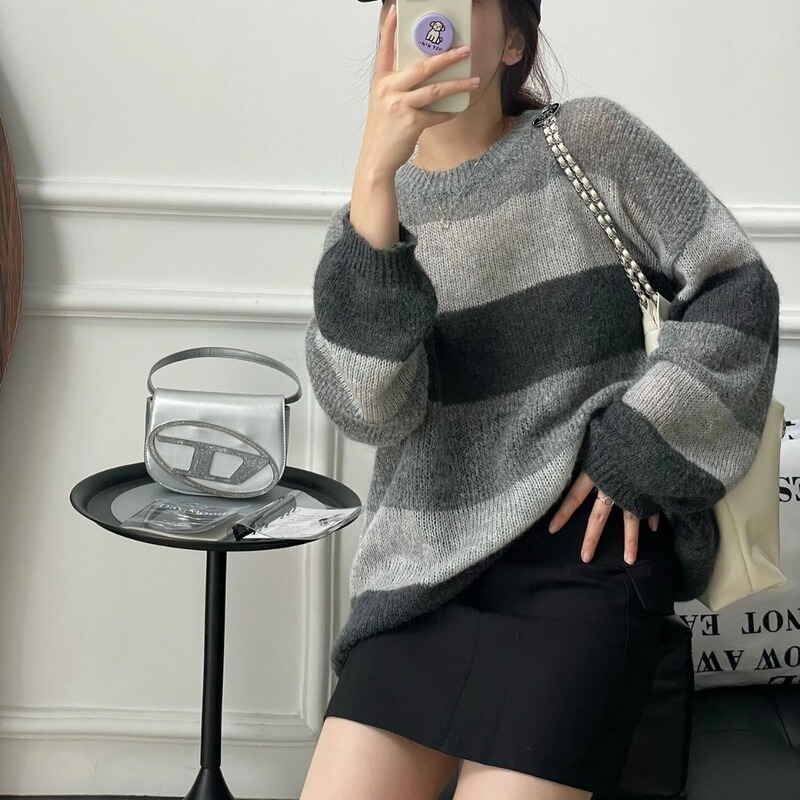 Gray striped pullover sweater top for women Autumn 2023 New loose outer wear lazy style soft glutinous sweater Gray striped pullover sweater top for women Autumn 2023 New loose outer wear lazy style soft glutinous sweater
