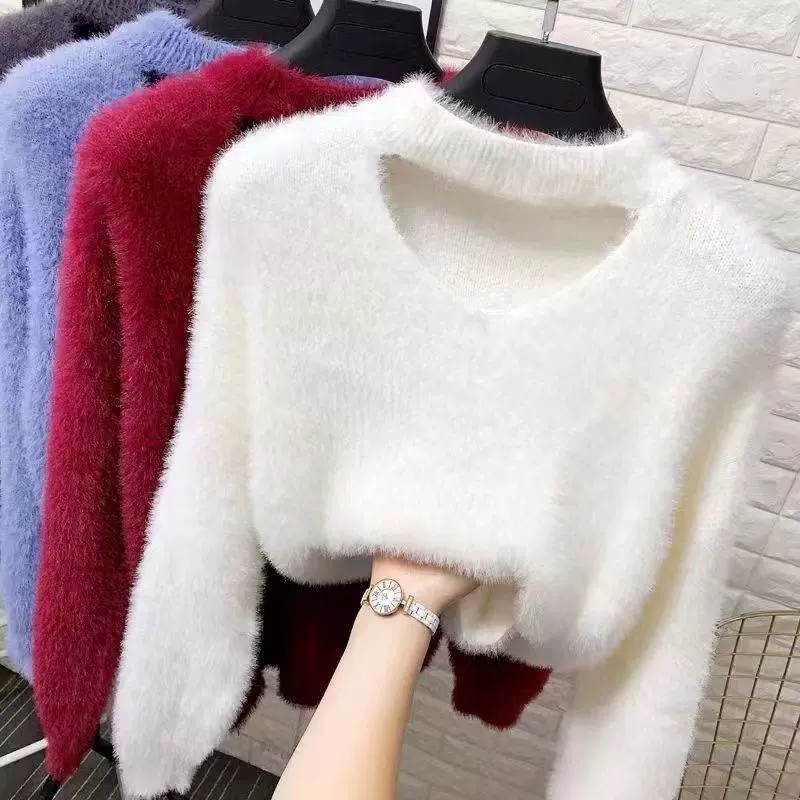 仿水貂绒挂脖设计感V领毛衣女套头秋冬新款纯欲风针织打底衫外套