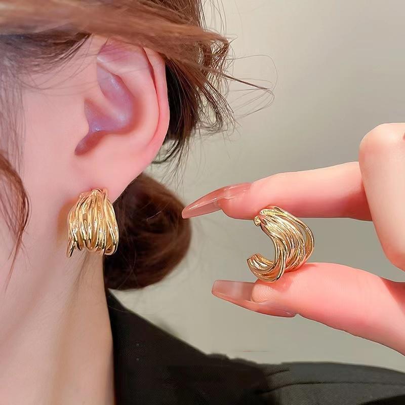 歐美金色耳環女輕奢小眾設計高級感獨特耳墜港風誇張耳釘金屬耳飾