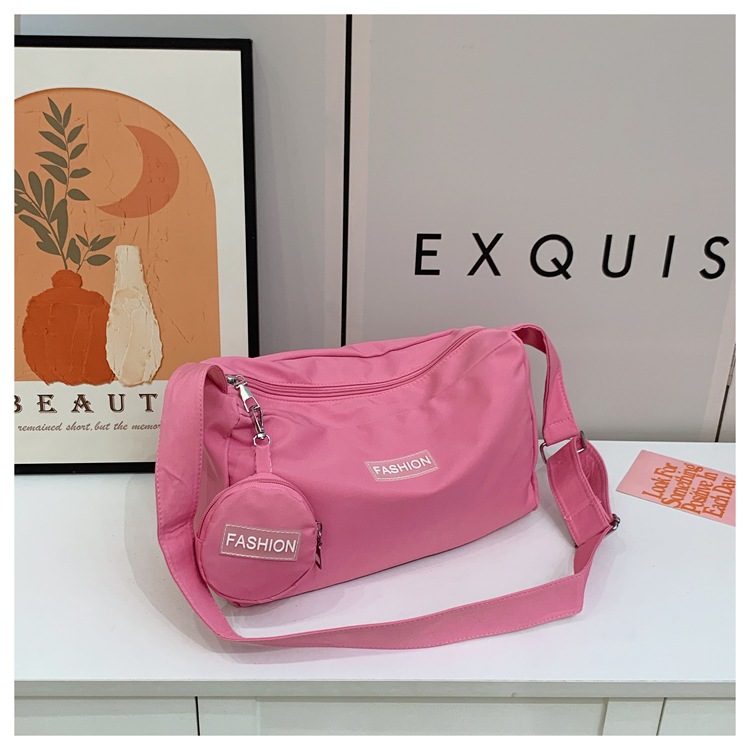 Large Capacity Women's Shoulder Bag Nylon Crossbody Work Bag_voghion.com