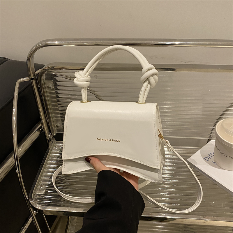 Personalidad, tendencia, moda, temperamento simple, 2025, nuevo estilo retro coreano, casual, mensajero de un solo hombro, bolso cuadrado pequeño portátil