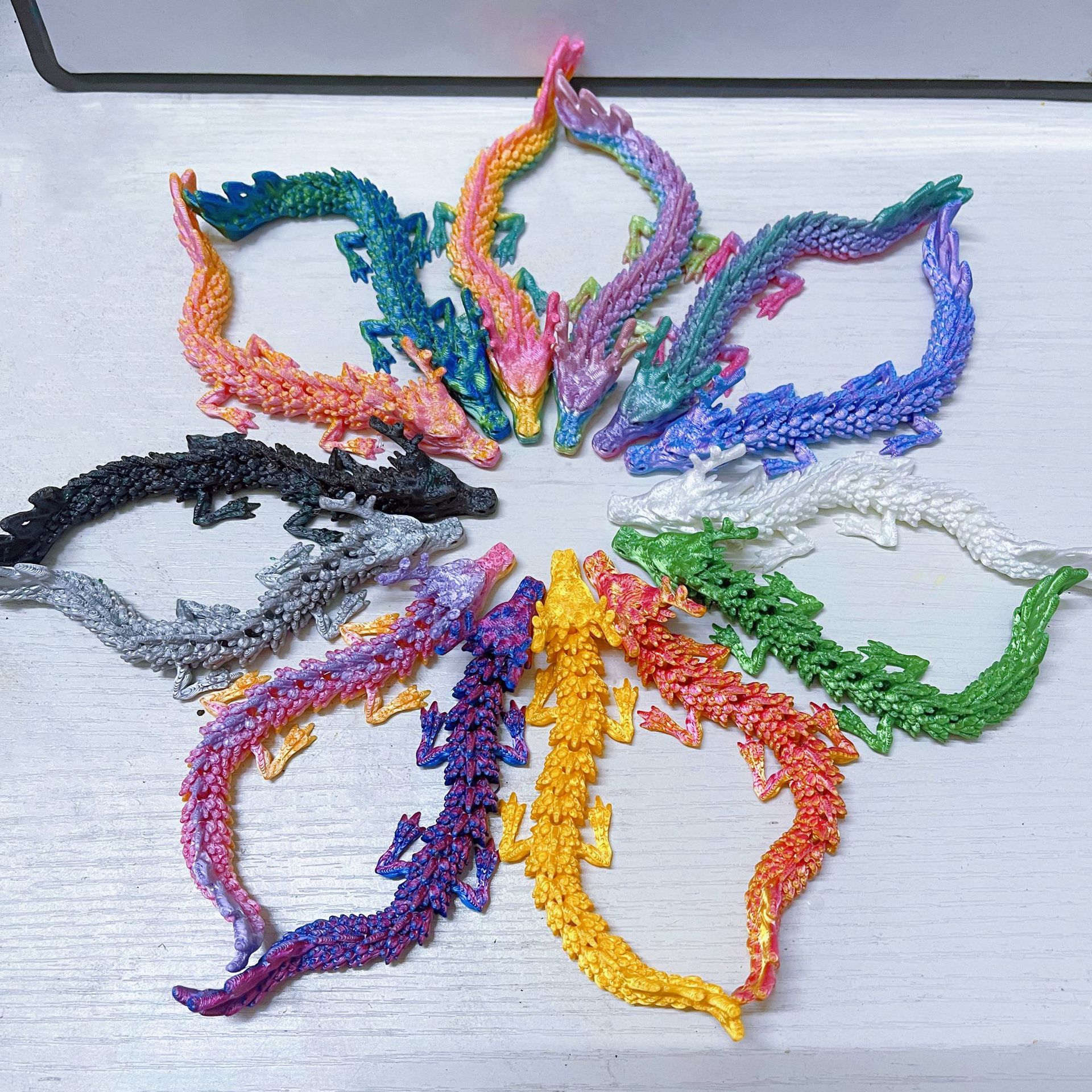 New 22 cm Chinese dragon [random color]