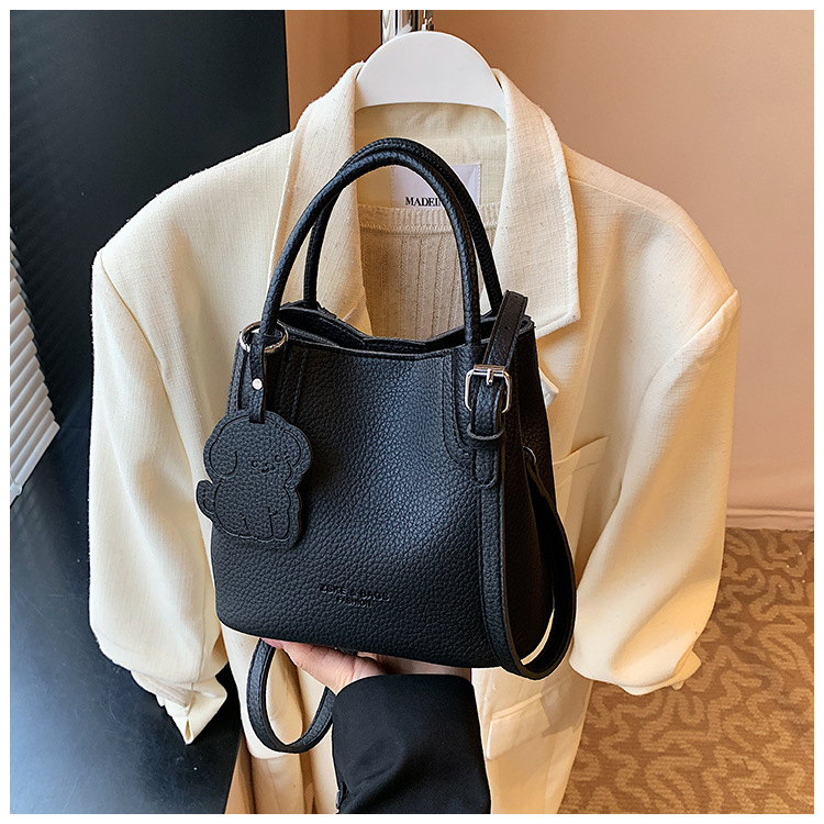 2025 Simple and casual hand-held small bag, new trendy and fashionable commuter crossbody bag, summer vegetable basket bucket bag undefined
