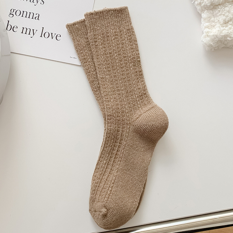 Patrón de cáñamo de otoño e invierno de cachemira de las mujeres calcetines de pelo de las mujeres de media pantorrilla de lana de color sólido grueso calcetines Mori calcetines