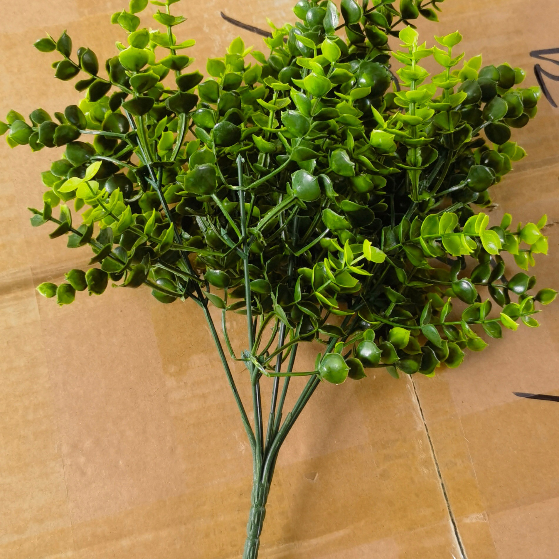 Plantas verdes artificiales pequeñas plantas retardantes de llama B1 SGS certificación de la UE informe retardante de llama simulación de plantas artificiales de haz