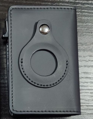 RFID europeo y americano Amazon metal aleación de aluminio titular de la tarjeta Airtag metal 100% cuero genuino Comercio exterior hombres