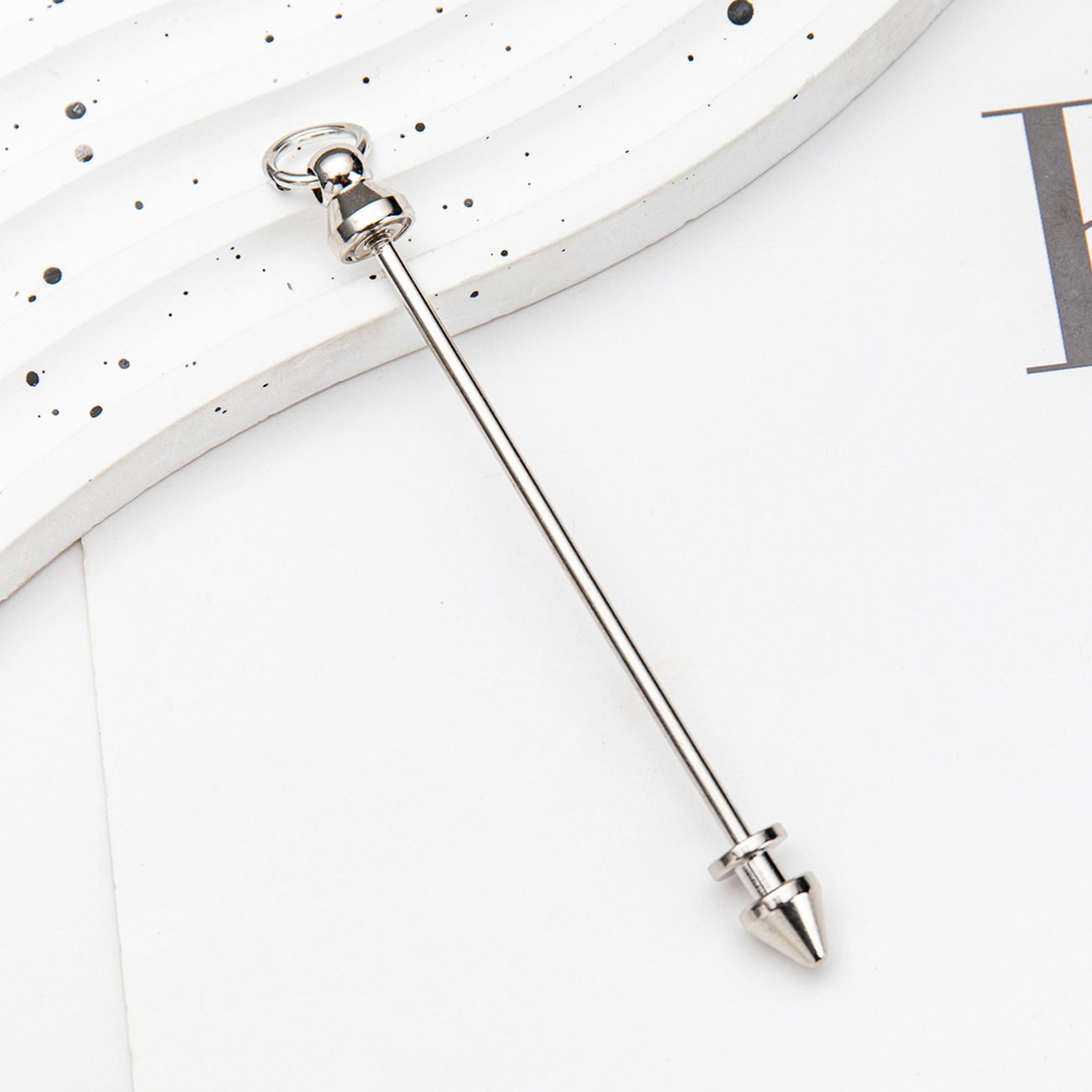 DIY perlas bala clavos tornillo de doble extremo desmontable diy perlas colgante llavero clavos de metal