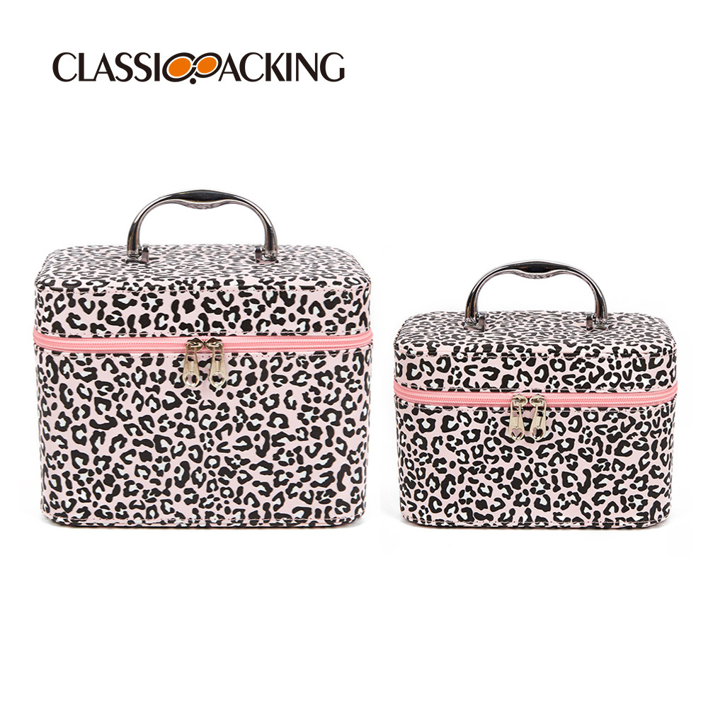 Caja de belleza portátil de PVC con estampado de leopardo al por mayor, bolsa de cosméticos impermeable portátil de viaje de negocios, material intercambiable, logotipo