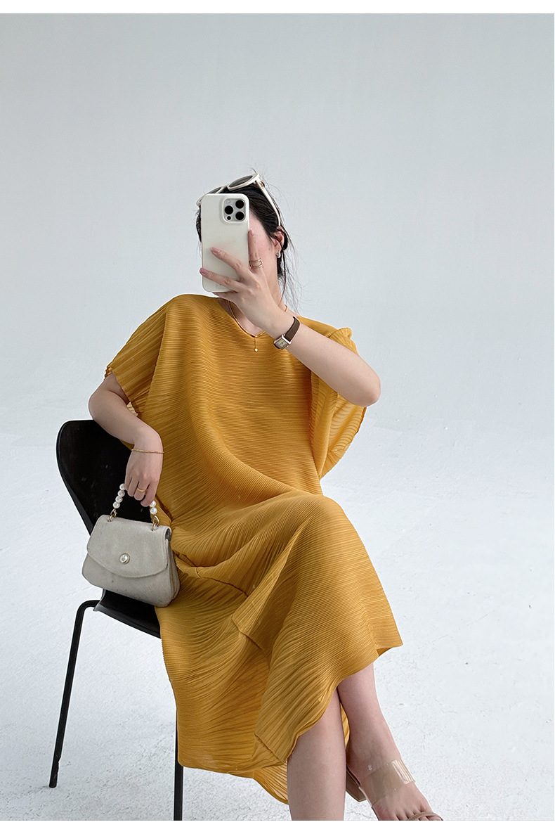 Váy maxi xếp ly cổ tròn tôn dáng mùa hè — Màu đen chi tiết 10