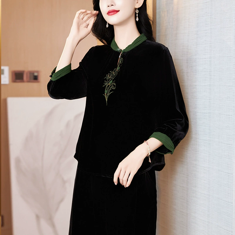 Тяжелый шелковый бархатный топ с вышивкой v-образным вырезом