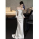 French Light Wedding Dress 2024 New Bride Simple Long-sleeved Off-shoulder Outgoing Yarn High-grade White Fishtail Dress