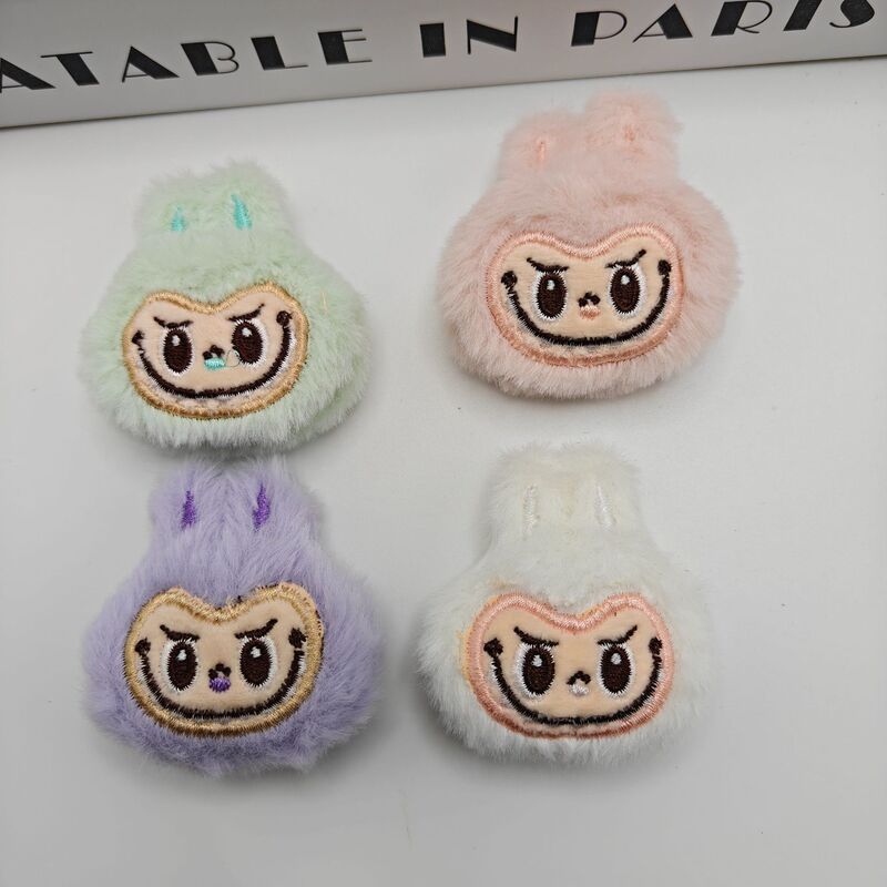 现货新款拉布布毛绒胸针可爱公仔玩偶包包挂件饰品服饰配件批发|undefined