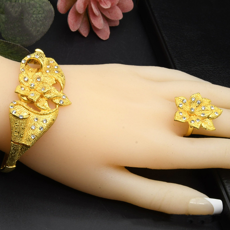 정통 핫 스타일 샌드 골드 플라워 웨딩 목걸이 여성 세트 웨딩 신부 지르콘 골드 컬러 시뮬레이션 민족 스타일