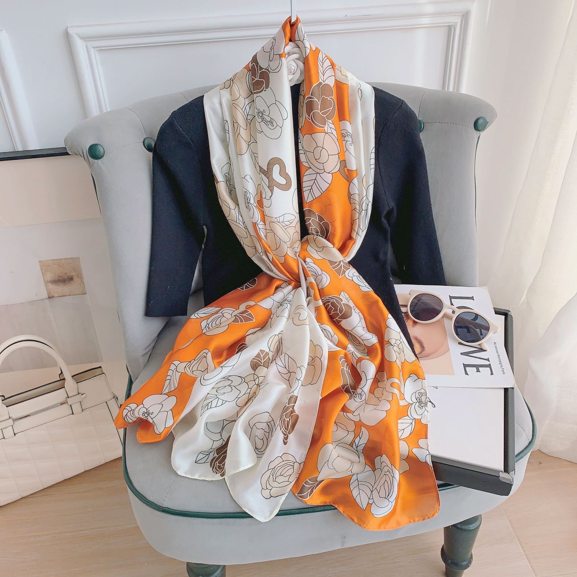 Chanel estilo Camellia moda bufanda de las mujeres de estilo coreano elegante principios de primavera ropa exterior caliente chal protector solar Toalla de playa