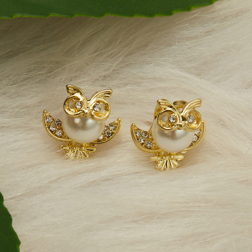 Factory direct sales new animal series fashionable versatile pony wings moon stars full diamond earrings stud earrings