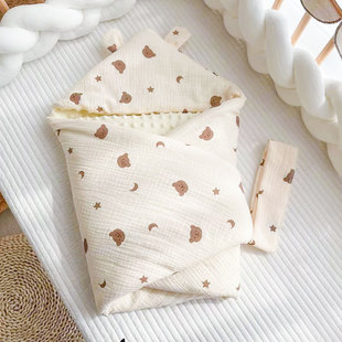 Baby bag newborn hug quilt delivery room discharged newborn wrap cotton autumn and winter thin cotton spring and autumn pea velvet