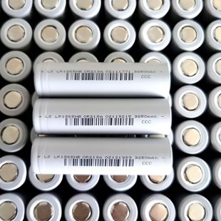 LISHEN����18650�늳�3350mAh����3C�O�����Ͳ늄�܇݆��܇늳�