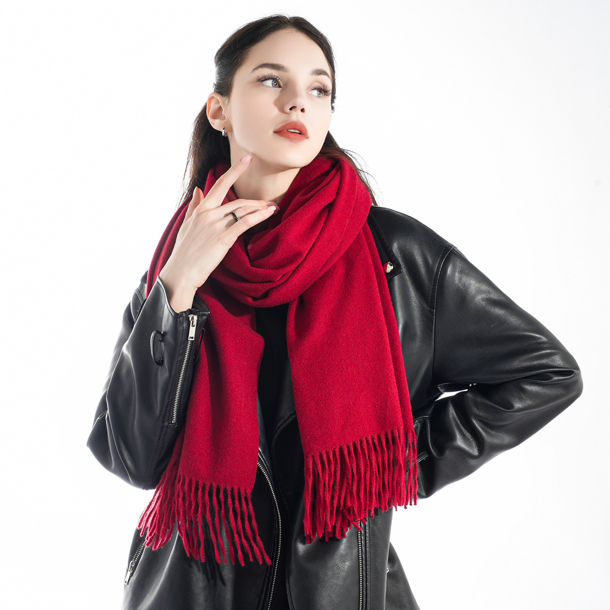 2024 Herbst und Winter Ethno-Stil Leopardenmuster Kurzer Quastengewebter Wollschal für Frauen Warmer Schalschal_voghion.com