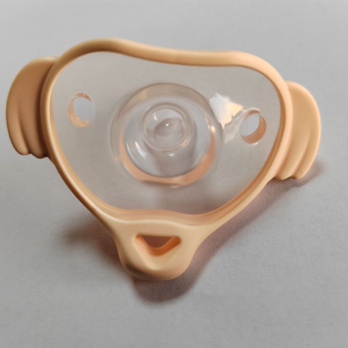 라이트 오렌지 (코끼리)