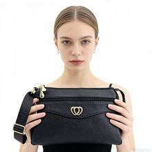 ����Ů���W�t��ܛƤ�μ��Ҹ�°�ͨ�ڕr�аٴ�б��ŮʿС����